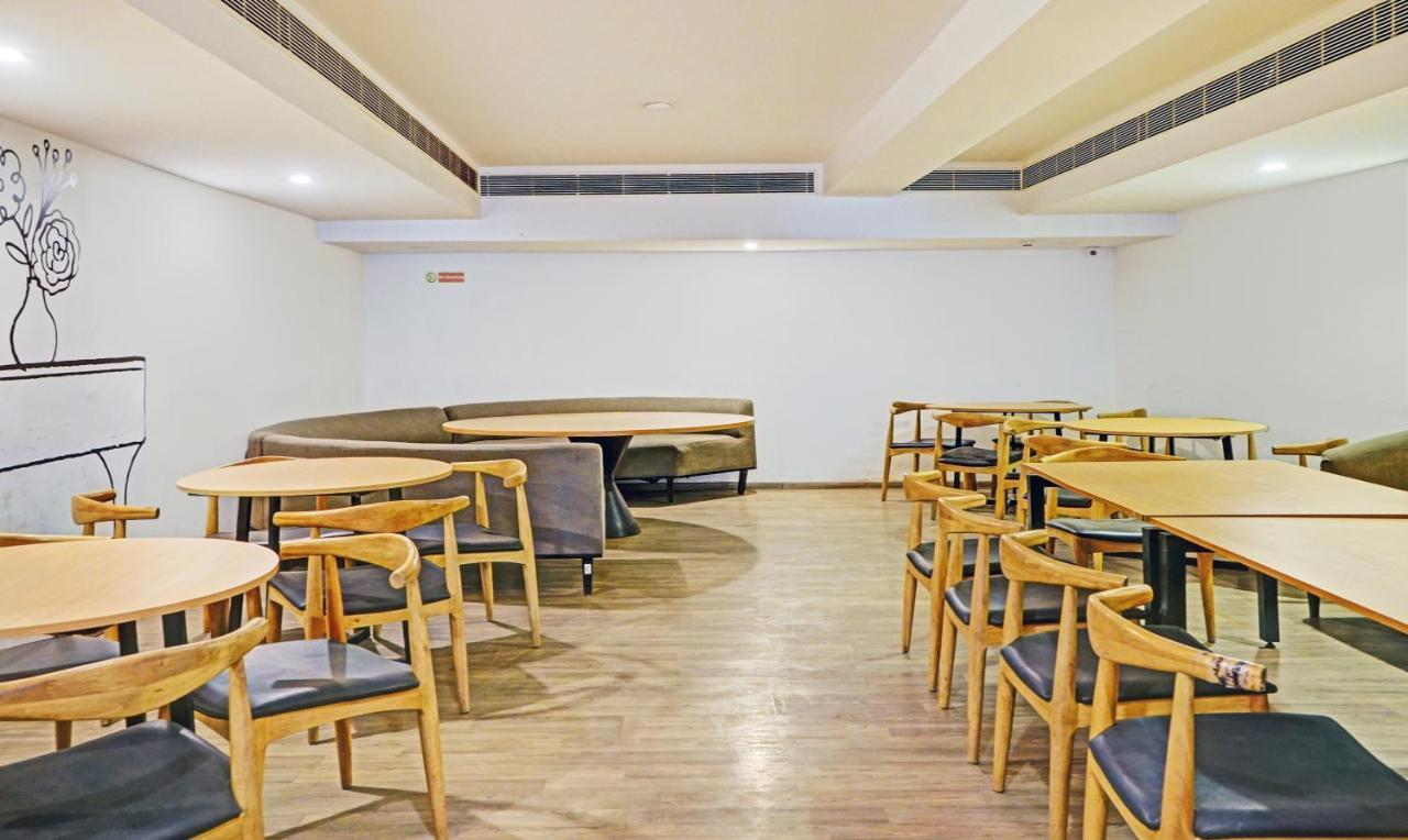 Hotel Itsy By Treebo - Vashistha Hyderabad Exterior foto